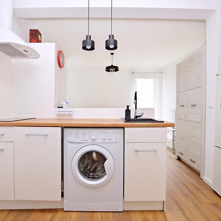 Seaside Studio Apartment Dworska غدانسك المظهر الخارجي الصورة